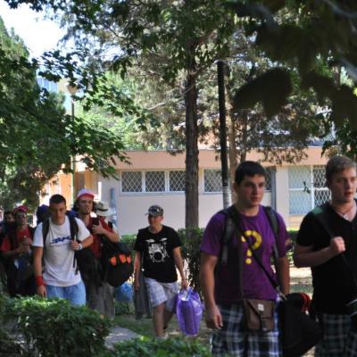 25 iulie: INTC Iaşi: Sosirea tinerilor participanţi