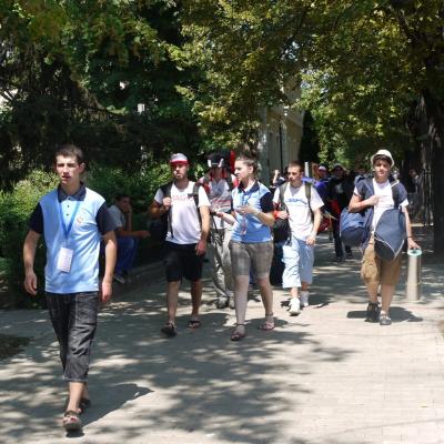 25 iulie: INTC Iaşi: Sosirea tinerilor participanţi