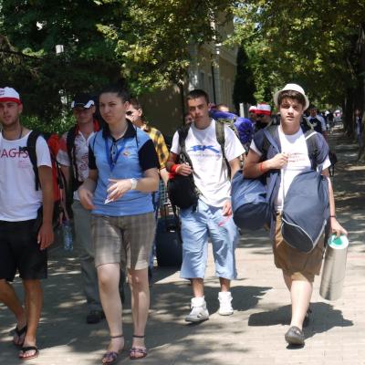 25 iulie: INTC Iaşi: Sosirea tinerilor participanţi