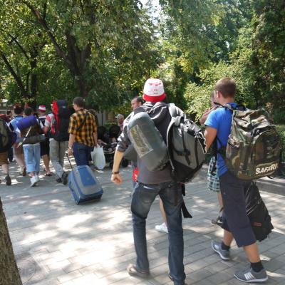 25 iulie: INTC Iaşi: Sosirea tinerilor participanţi