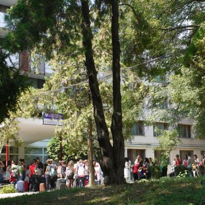 25 iulie: INTC Iaşi: Sosirea tinerilor participanţi