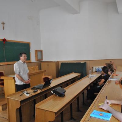 26 iulie: INTC Iaşi: Caritatea - caracteristica omului şi apoi a creştinului. Conferinţa ţinută de pr. Egidiu Condac