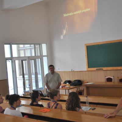 26 iulie: INTC Iaşi: Caritatea - caracteristica omului şi apoi a creştinului. Conferinţa ţinută de pr. Egidiu Condac