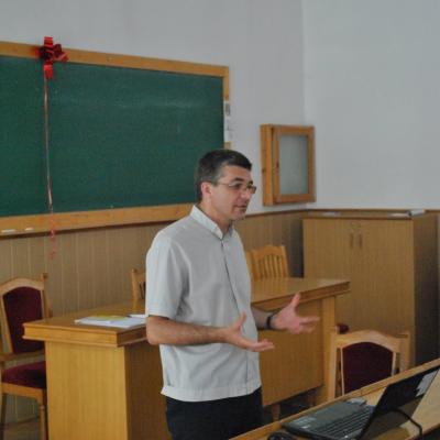 26 iulie: INTC Iaşi: Caritatea - caracteristica omului şi apoi a creştinului. Conferinţa ţinută de pr. Egidiu Condac