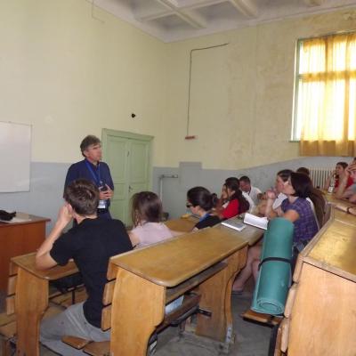 26 iulie: INTC Iaşi: "Unde sunt copiii tăi?" - Conferinţa ţinută de Mons. Ioan Chişărău