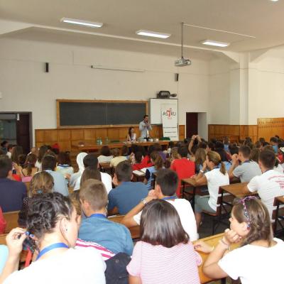 27 iulie: INTC Iaşi: Adevărul despre trup şi dragoste