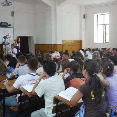 27 iulie: INTC Iaşi: Adevărul despre trup şi dragoste