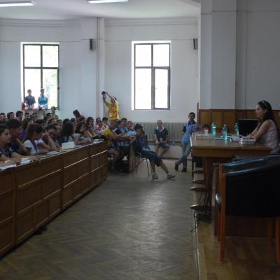 27 iulie: INTC Iaşi: Adevărul despre trup şi dragoste