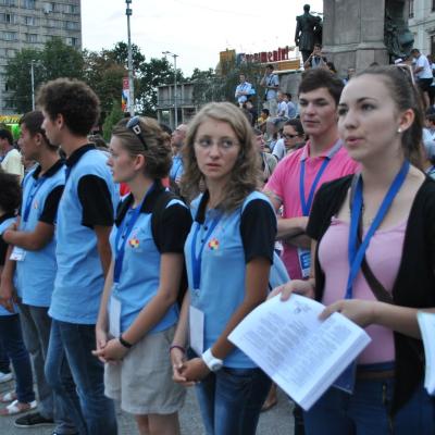 27 iulie: INTC Iaşi: Procesiunea din Piaţa Unirii către catedrala catolică
