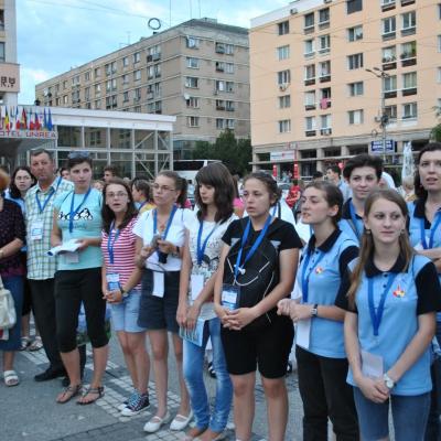 27 iulie: INTC Iaşi: Procesiunea din Piaţa Unirii către catedrala catolică