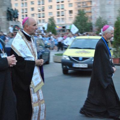 27 iulie: INTC Iaşi: Procesiunea din Piaţa Unirii către catedrala catolică