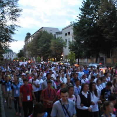 27 iulie: INTC Iaşi: Procesiunea din Piaţa Unirii către catedrala catolică