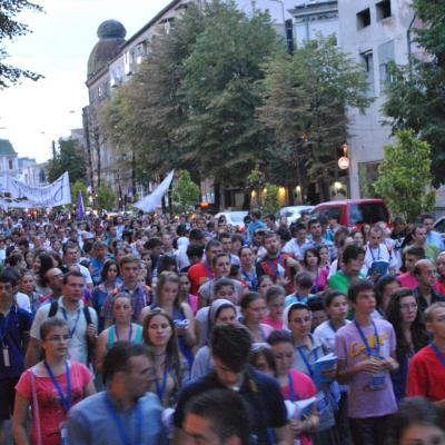 27 iulie: INTC Iaşi: Procesiunea din Piaţa Unirii către catedrala catolică