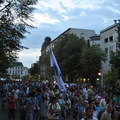 27 iulie: INTC Iaşi: Procesiunea din Piaţa Unirii către catedrala catolică