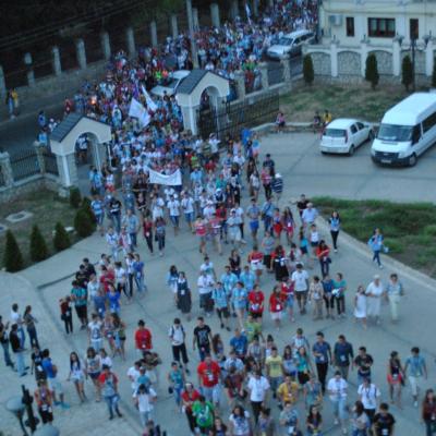 27 iulie: INTC Iaşi: Procesiunea din Piaţa Unirii către catedrala catolică