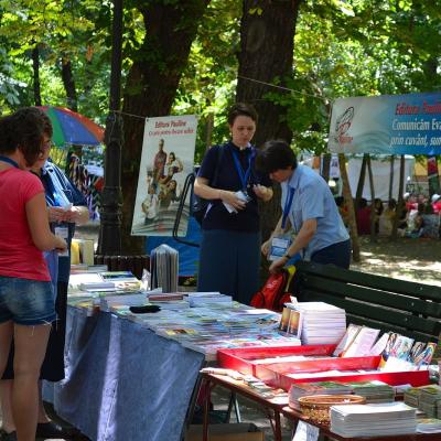 28 iulie: INTC Iaşi: Acţiunea Catolică dăruieşte bucurie!