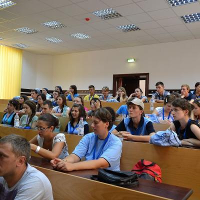 28 iulie: INTC Iaşi: Acţiunea Catolică dăruieşte bucurie!