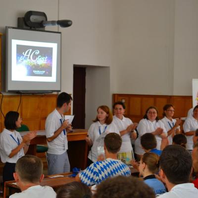 28 iulie: INTC Iaşi: Acţiunea Catolică dăruieşte bucurie!