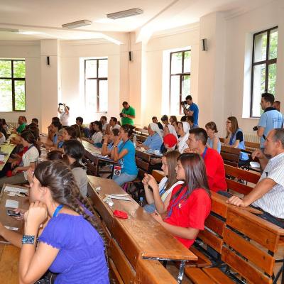 28 iulie: INTC Iaşi: Acţiunea Catolică dăruieşte bucurie!