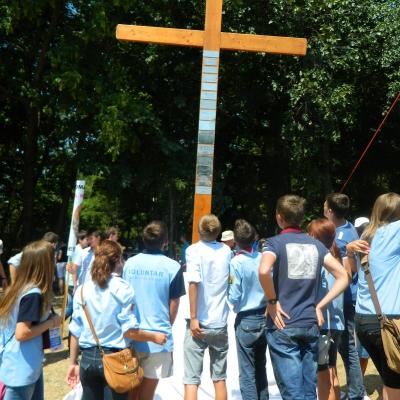 29 iulie: INTC Iaşi: Crucea tinerilor merge la Pildeşti