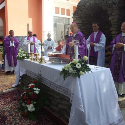 30 iulie: Iugani: Funeraliile părintelui Ioan Gabor