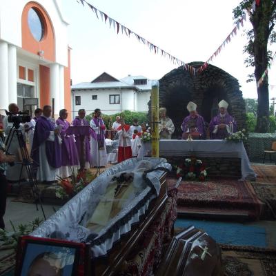 30 iulie: Iugani: Funeraliile părintelui Ioan Gabor