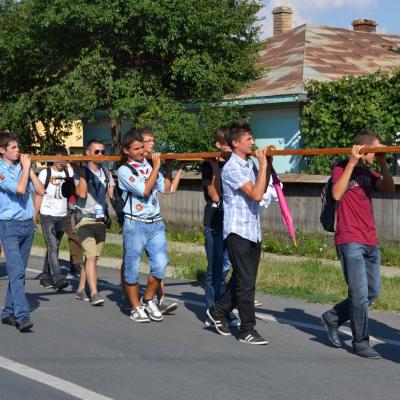 31 iulie: Pildeşti: Sosirea Crucii Tinerilor