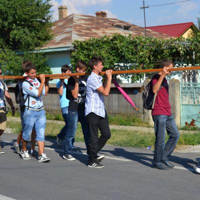 31 iulie: Pildeşti: Sosirea Crucii Tinerilor