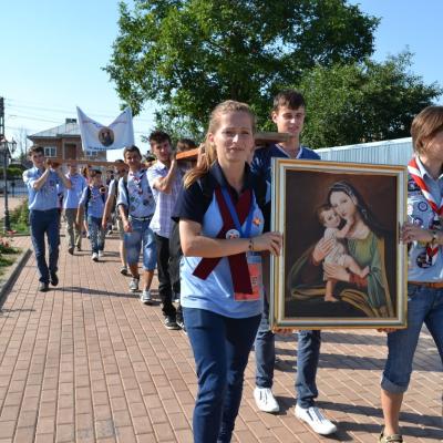 31 iulie: Pildeşti: Sosirea Crucii Tinerilor