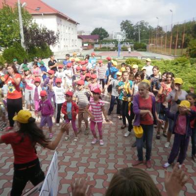 1-10 august: Roman: "Vara Împreună" cu Momo