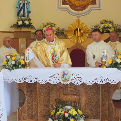 4 august: Sărata: Consacrarea altarului şi sfinţirea bisericii parohiale "Sfântul Mihai"