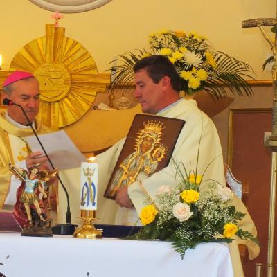 4 august: Sărata: Consacrarea altarului şi sfinţirea bisericii parohiale "Sfântul Mihai"