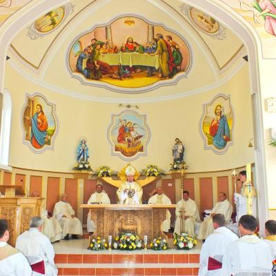 4 august: Sărata: Consacrarea altarului şi sfinţirea bisericii parohiale "Sfântul Mihai"