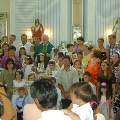 5 august: Mirceşti: Prima Sfântă Împărtăşanie