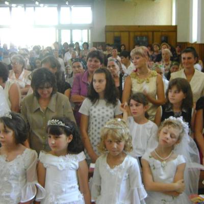 5 august: Mirceşti: Prima Sfântă Împărtăşanie