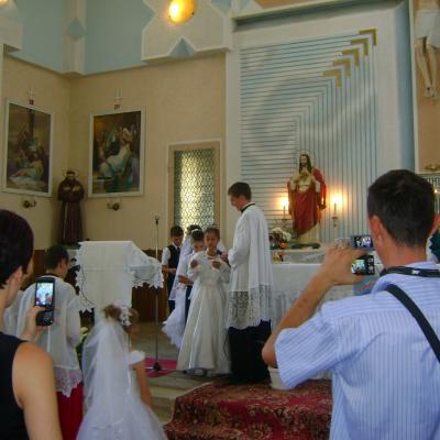 5 august: Mirceşti: Prima Sfântă Împărtăşanie