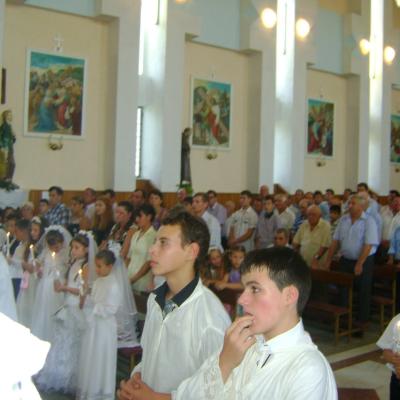 5 august: Mirceşti: Prima Sfântă Împărtăşanie
