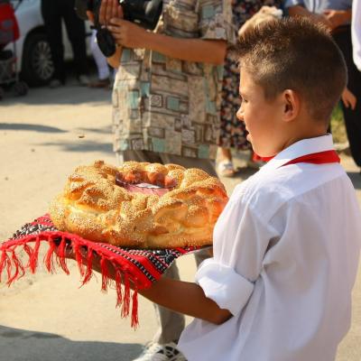 5 august: Lespezi: Administrarea Mirului