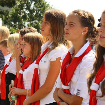 5 august: Lespezi: Administrarea Mirului