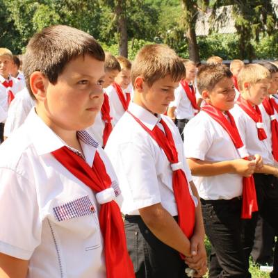 5 august: Lespezi: Administrarea Mirului