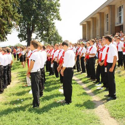 5 august: Lespezi: Administrarea Mirului