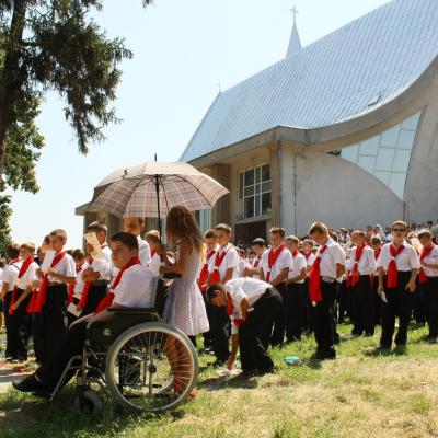 5 august: Lespezi: Administrarea Mirului