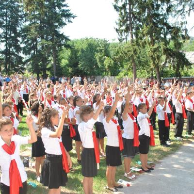 5 august: Lespezi: Administrarea Mirului