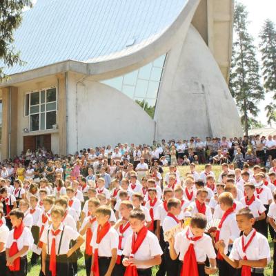 5 august: Lespezi: Administrarea Mirului