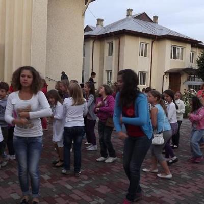 6-14 august: Huşi "Sfântul Anton": Campus pentru copii