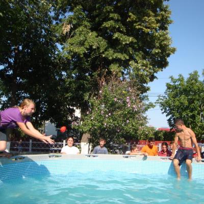 6-12 august: Baraţi: Campus despre prietenie şi bucurie