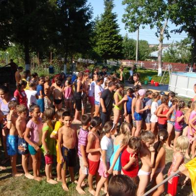 6-12 august: Baraţi: Campus despre prietenie şi bucurie