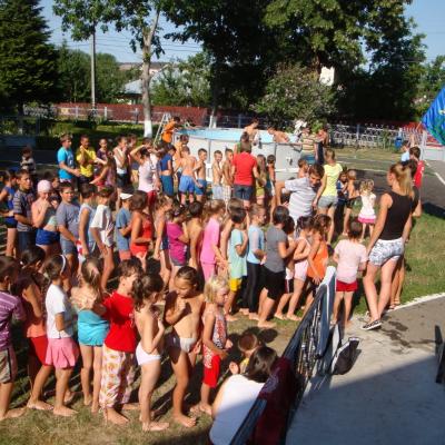 6-12 august: Baraţi: Campus despre prietenie şi bucurie