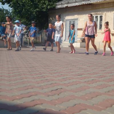 6-12 august: Baraţi: Campus despre prietenie şi bucurie