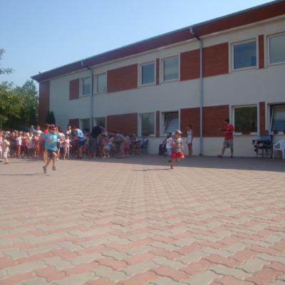 6-12 august: Baraţi: Campus despre prietenie şi bucurie